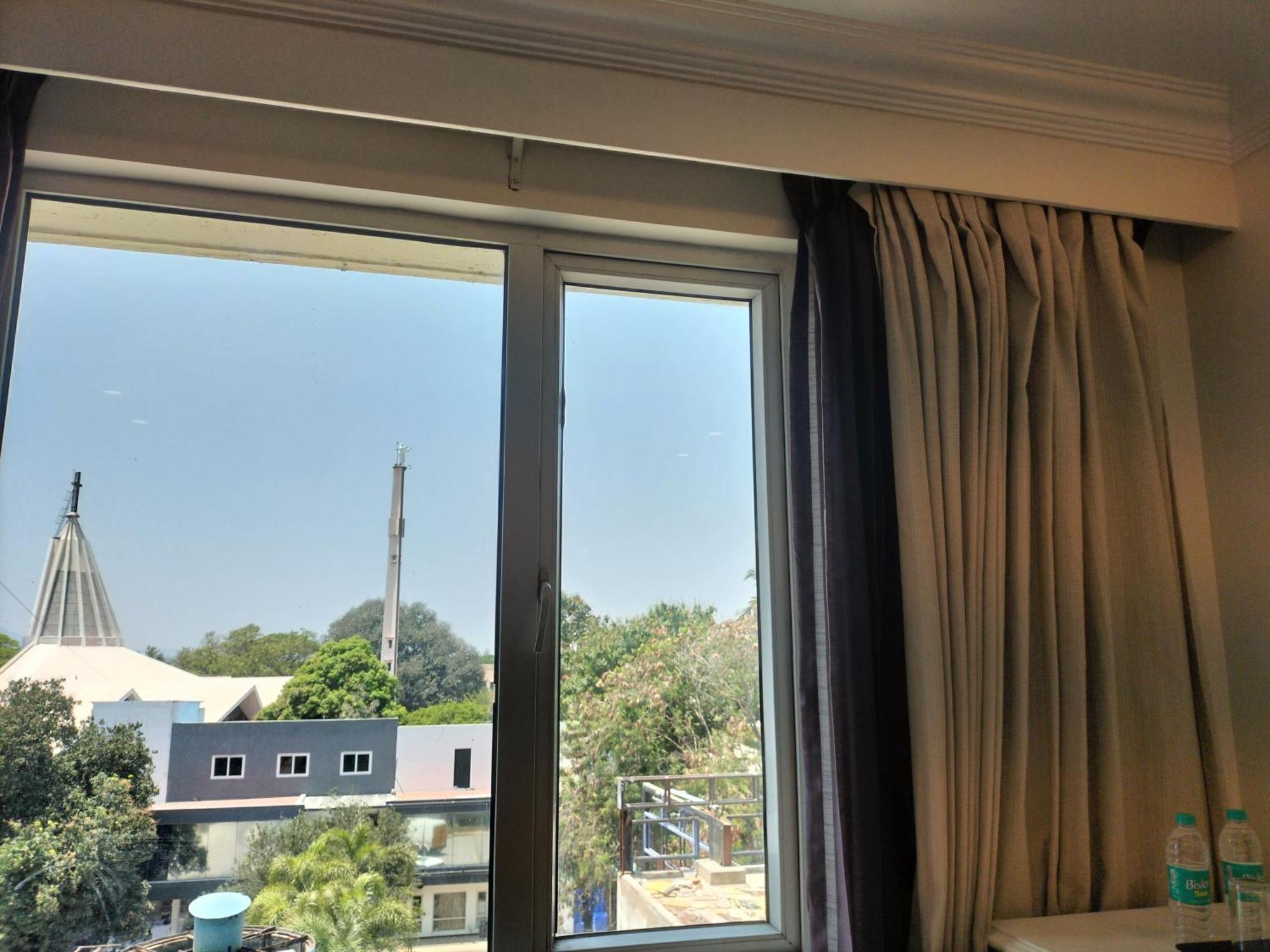 Zip By Spree Hotels Surabi International Vellore Exteriör bild